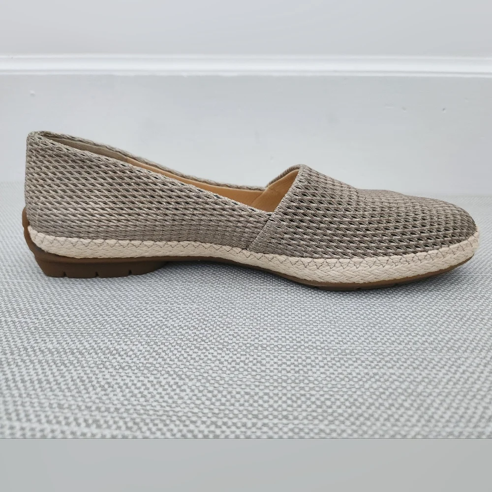 Paul Green Layla beige diamond embossed leather espadrille loafer Aus 4 US 5.5